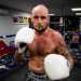Tra le palestre in cui si pratica la Muay Thai c' anche la Combat Sports Center di corso Triestre, l dove si allena il 33enne Claudio Amoruso...